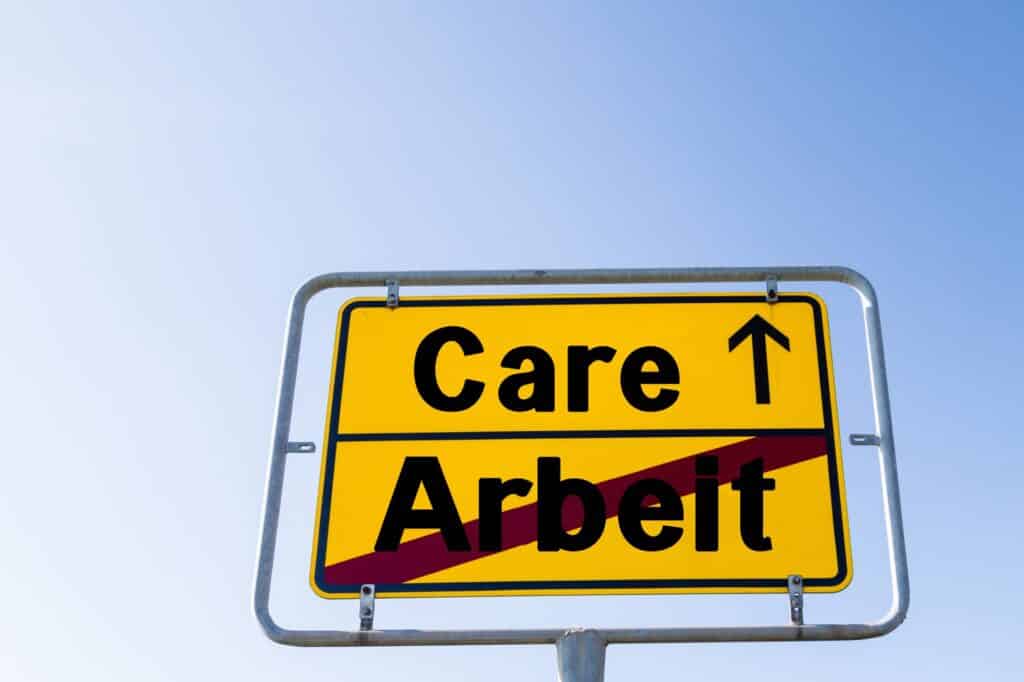 24 Stunden Pflege Frankfurt als Care-Arbeit-Loesung